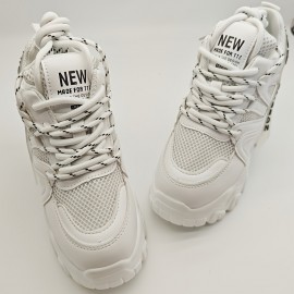 New Fashionable Women's Thick-Soled Lace-Up High-Top Height-Increasing Casual Sports Shoes, Versatile Color Outdoor Wearable Sneakers for All Four Seasons